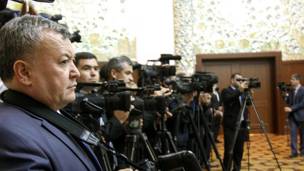 Боздиди Ҳомид Карзай аз Тоҷикистон ва мулоқоти вай бо Раҳмон