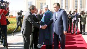 Боздиди Ҳомид Карзай аз Тоҷикистон ва мулоқоти вай бо Раҳмон