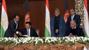 Боздиди Ҳомид Карзай аз Тоҷикистон ва мулоқоти вай бо Раҳмон