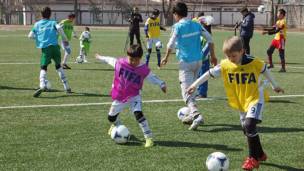 Кӯдакони футболбоз