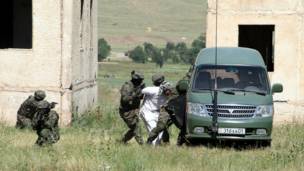 Амалиёти намоишӣ дар Лоҳур