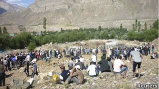 Амалиёти Хоруғ