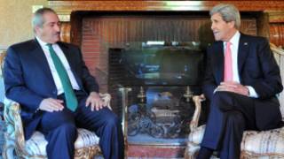 Ҷон Керрӣ ва Носир Ҷуде, вазири хорифаи Урдун