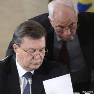 Янукович ва Азаров