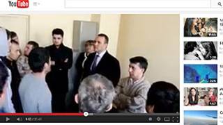 Иззат Амон ва муҳоҷирон