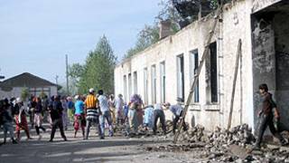 Мактаби аз оташсӯзӣ хароб шуда