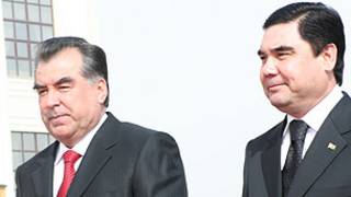 Эмомалӣ Раҳмон ва Гурбонгулӣ Бердимуҳаммадов