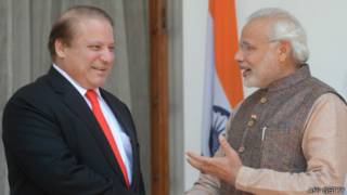 Навоз Шариф ва Норендро Мудӣ 