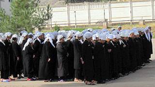 Занон дар зиндон