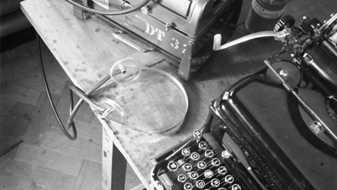 Sir Walter Monckton, Director General of the Ministry