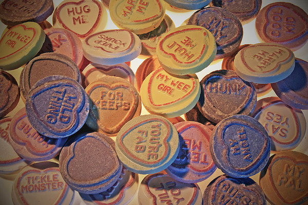 Image of lovehearts sweets.