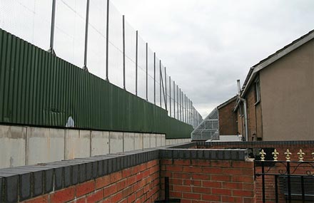 Protection, a photograph of a Belfast peace line by Grytsje Klijnstra from flickr.com