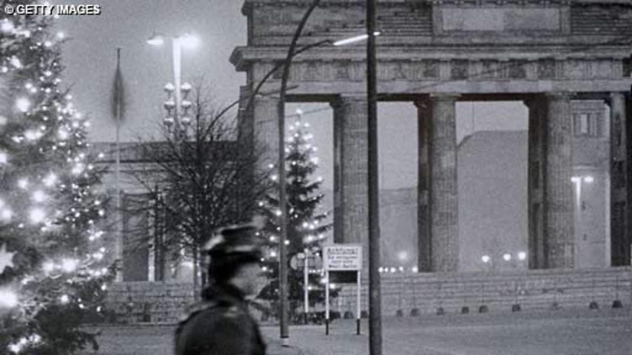 The Chink in the Wall, 1963