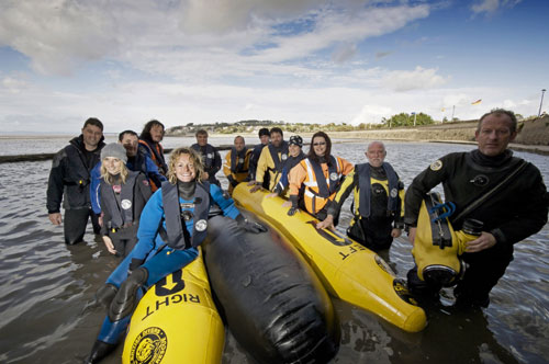 Kate training as a marine mammal medic. Autumnwatch 2009 copyright Gavin Parsons BDMLR