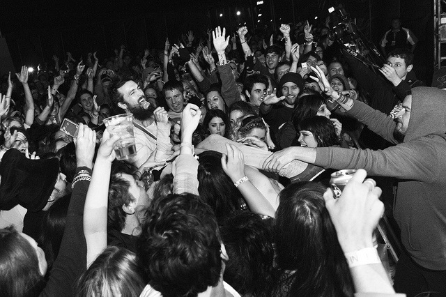 Edward Sharpe and The Magnetic Zeros at Electric Picnic 2011 by Carrie Davenport - www.carriedavenport.com