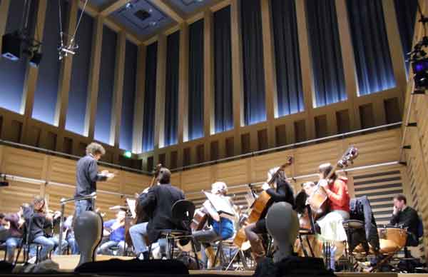 Photo of the Aurora Orchestra