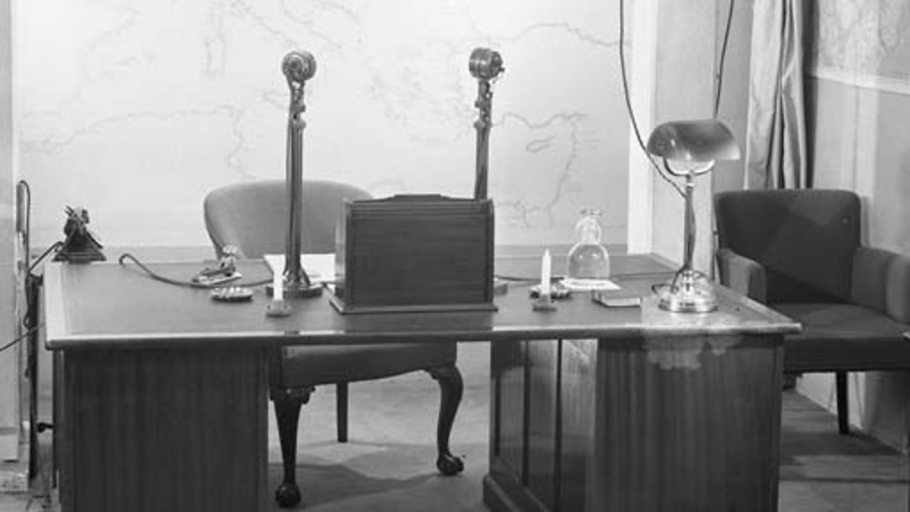 How Churchill wrote his speeches, c.1973