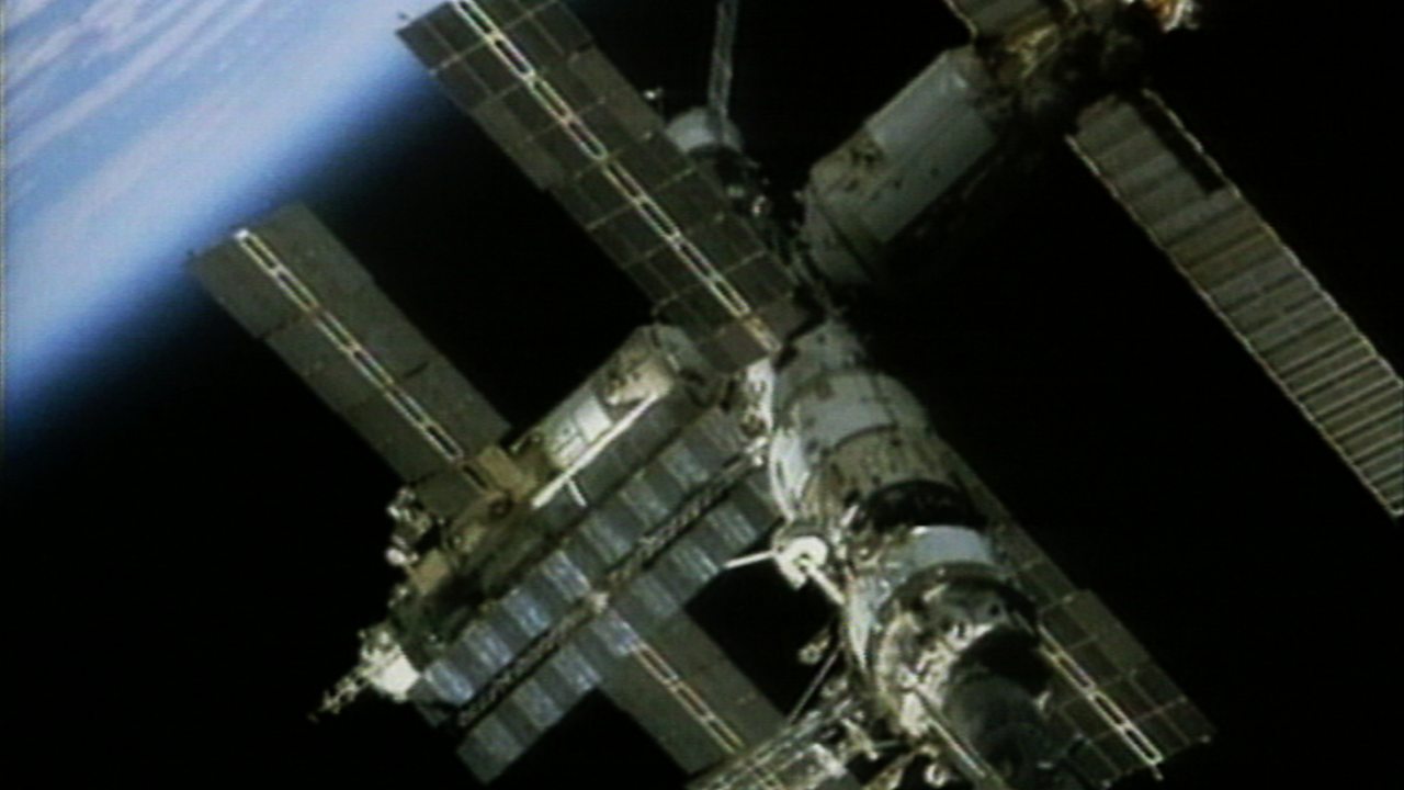 Post-cold war space exploration, 1995