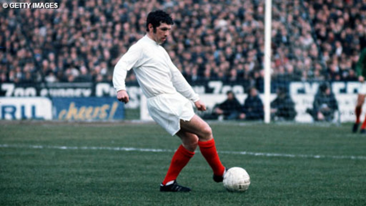 Football Legends - Johnny Giles