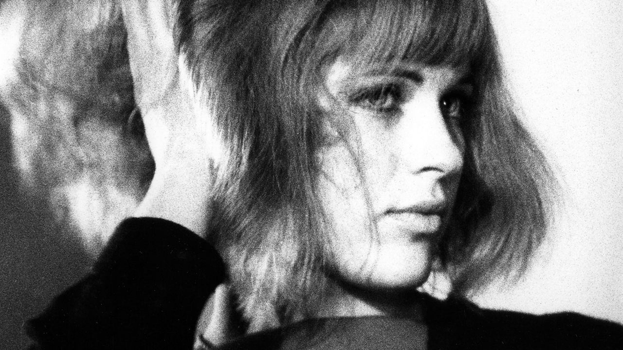 Monitor - Pop Goes the Easel