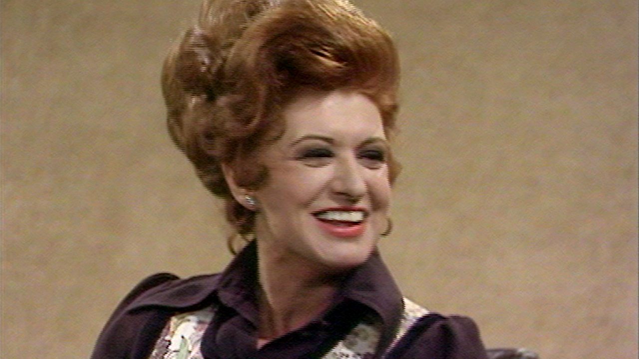 Pat Phoenix on Parkinson, 1975