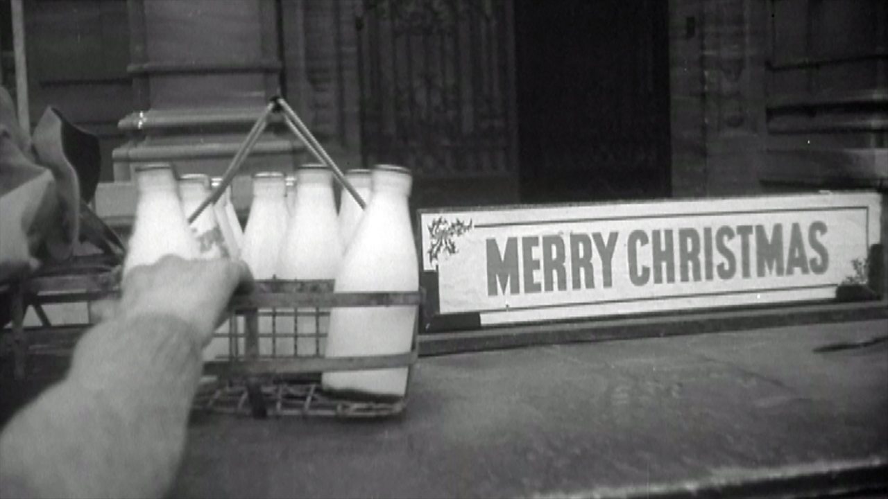 Christmas workers keep Britain moving, 1949