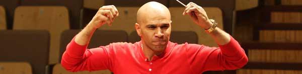 Goldie on the podium - Maestro