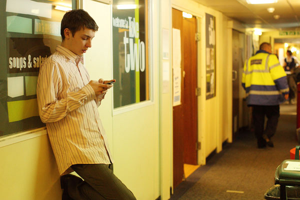 Charlie G Hawkins (Darren)