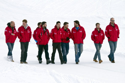 Captain Martin Hewitt, Prince Harry and his colleagues in the arctic.