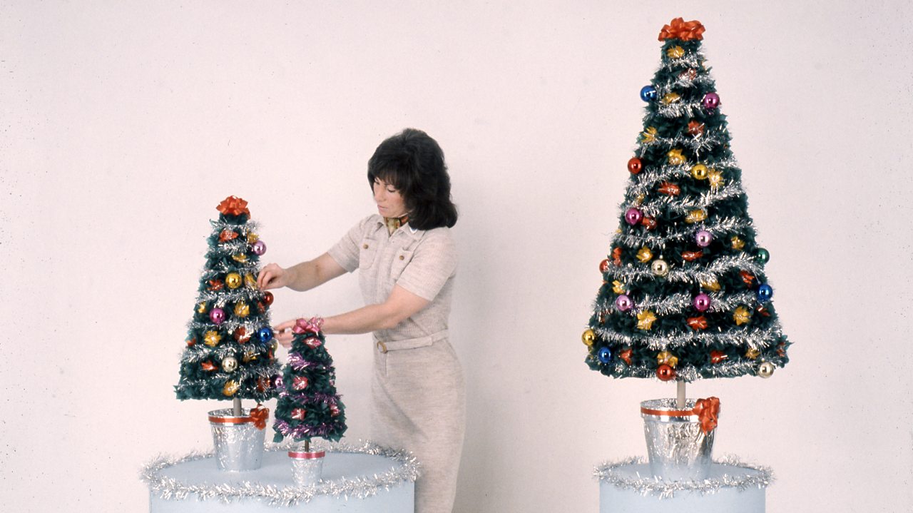 Blue Peter's Christmas makes