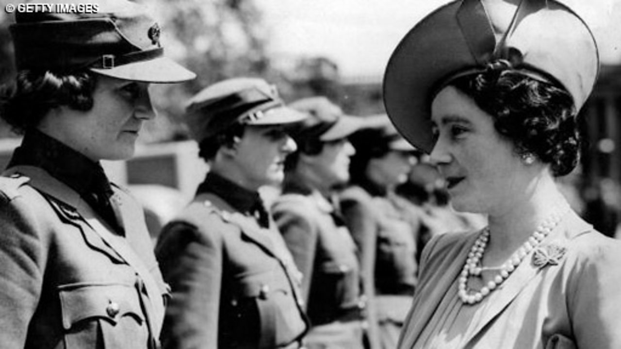 HM Queen Elizabeth calls on women