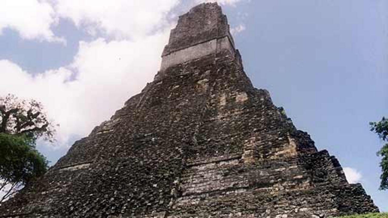 Chronicle - The Lost World of the Maya