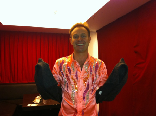 Jason strips his cardie off to reveal super Strictly sequins!
