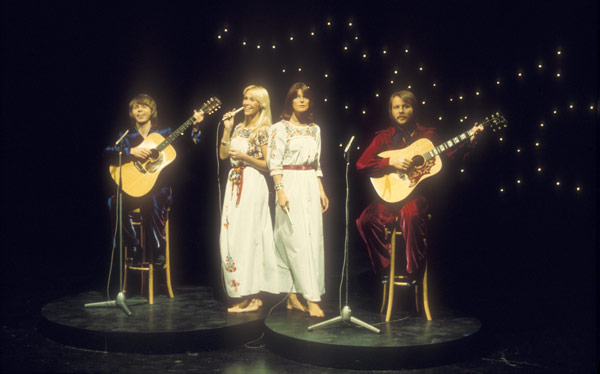 Abba - Benny Andersson, Agnetha Faltskag, Anni Frid Lyngstad, and Bjorn Ulvaeus - on Top of the Pops in 1976