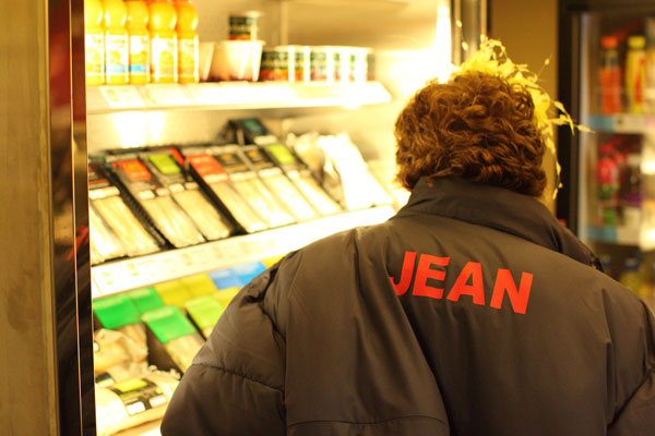 Gillian Wright (Jean)