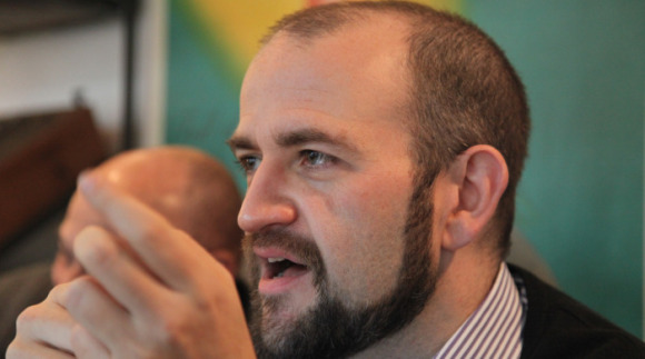 On The Money's Business Doctor Lloyd Davis gives advice on using social media for business