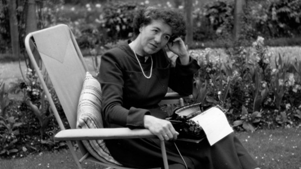 Success Story - Enid Blyton, 1974