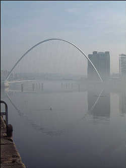 fog_on_the_tyne.jpg