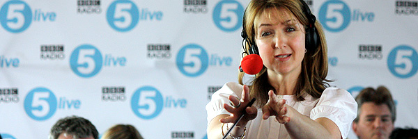 Victora Derbyshire asks a question while on an outside broadcast