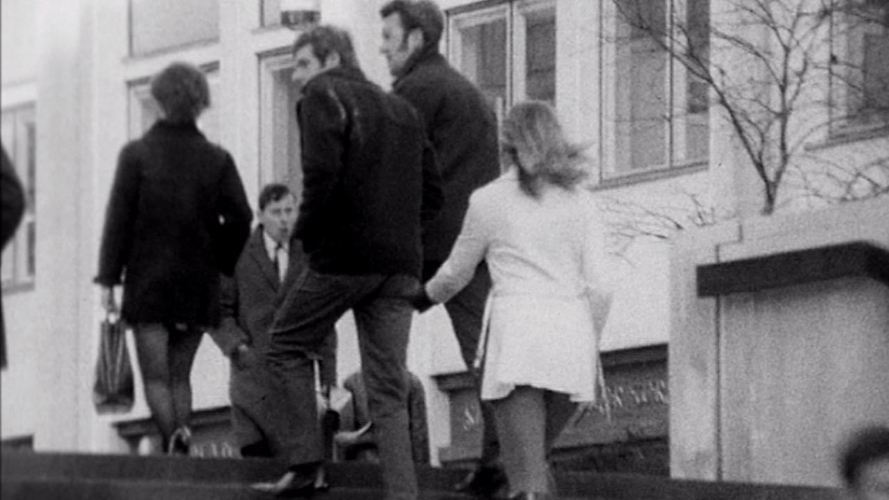 Bottom pinching experiment, 1970