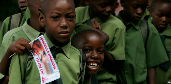 zimbabwe_children_600x296.jpg