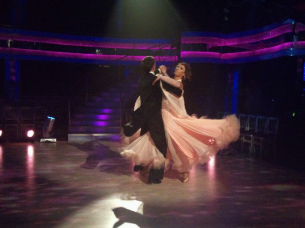 An elegant Waltz from Alex and James