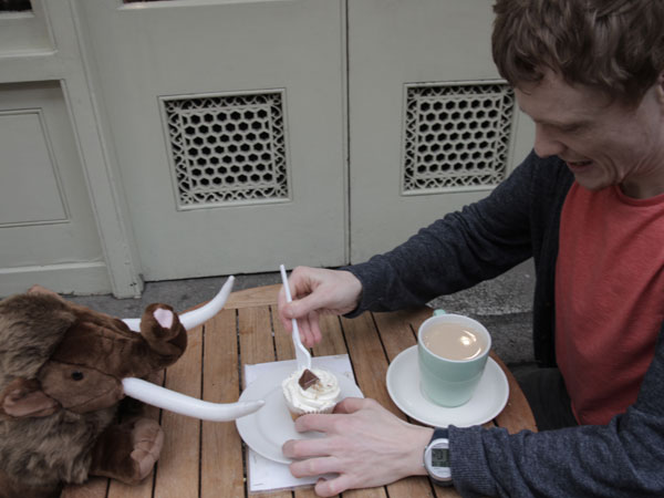 Andrew Lawrence and woolly mammoth eat cake