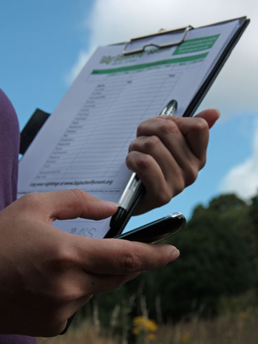 Ella Davies with equipment © Emma Brennand