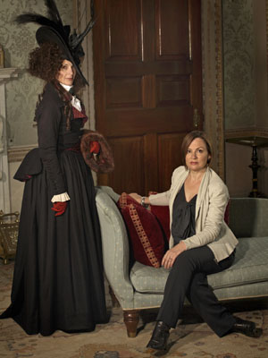 A Georgian lady with Amanda Vickery